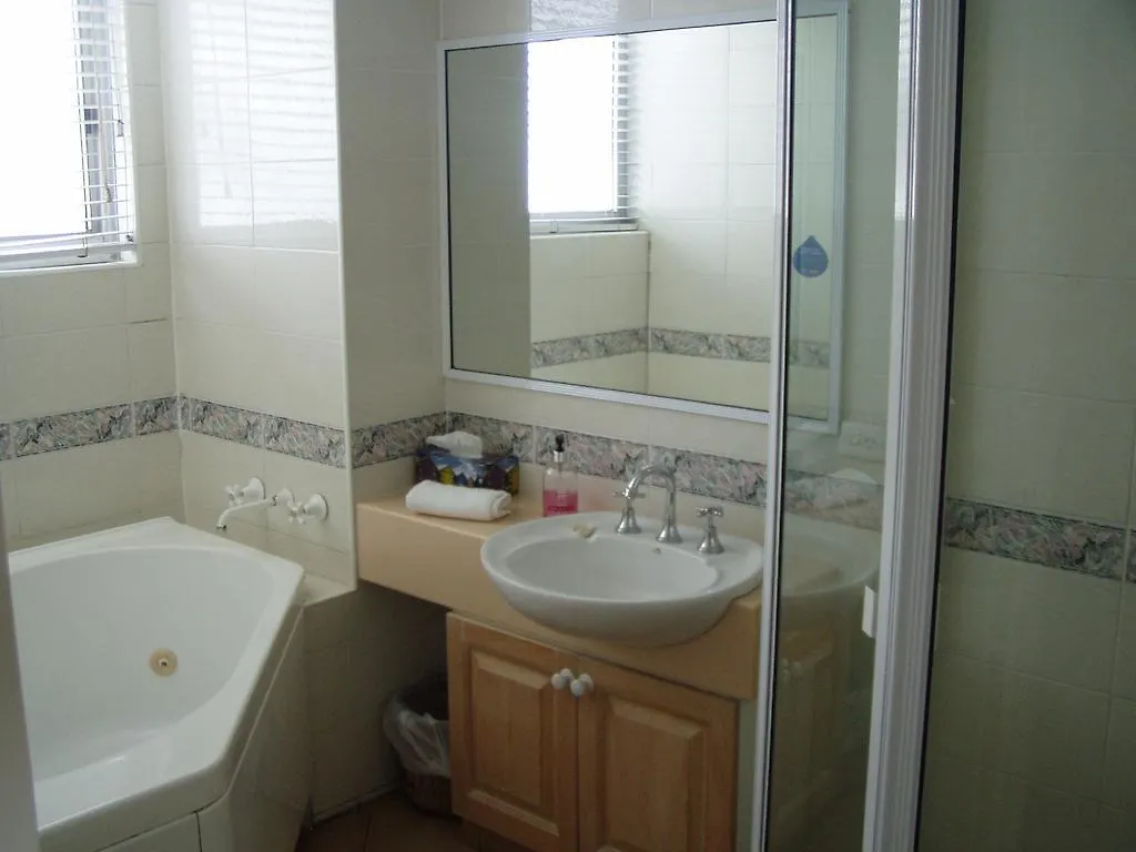 Anglesea Court Aparthotel Gold Coast 0*,